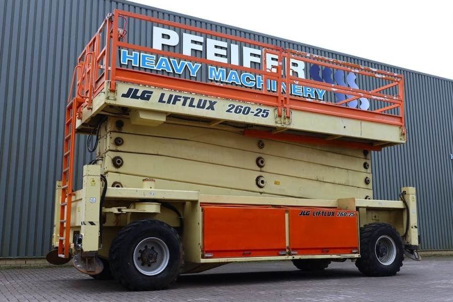 JLG 260-25 Diesel, 4x4 Drive, 9.80m Hydraulic Deck Ext - Plataforma de tijeras: foto 1 JLG 260-25 Diesel, 4x4 Drive, 9.80m Hydraulic Deck Ext - Plataforma de tijeras: foto 1