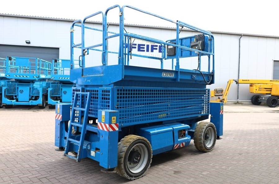 JLG 3369LE Electric, 12m Working Height, 450kg Capacit - Plataforma de tijeras: foto 2 JLG 3369LE Electric, 12m Working Height, 450kg Capacit - Plataforma de tijeras: foto 2