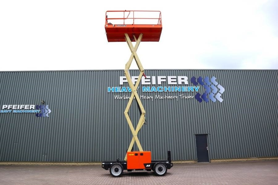 JLG RT2669 Unused, Diesel, 10m Working Height, 680kg C - Plataforma de tijeras: foto 5 JLG RT2669 Unused, Diesel, 10m Working Height, 680kg C - Plataforma de tijeras: foto 5