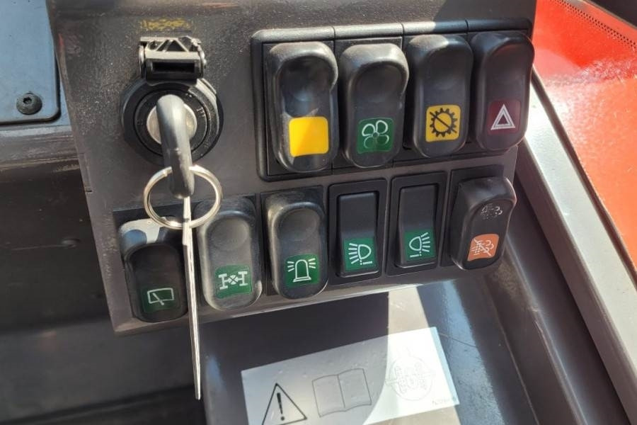 Carretilla todo terreno Manitou M30-4 Valid Inspection, *Guarantee, Diesel, 4x4 Dr: foto 12 Carretilla todo terreno Manitou M30-4 Valid Inspection, *Guarantee, Diesel, 4x4 Dr: foto 12