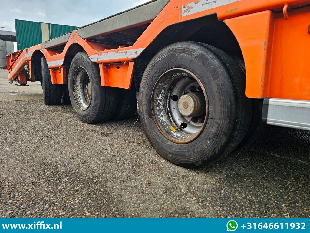 Faymonville 3-ass. Vlakke uitschuifbare Mega oplegger / Uitklapbare laadvloer klep / Naloop gestuurd - Semirremolque plataforma/ Caja abierta: foto 5 Faymonville 3-ass. Vlakke uitschuifbare Mega oplegger / Uitklapbare laadvloer klep / Naloop gestuurd - Semirremolque plataforma/ Caja abierta: foto 5