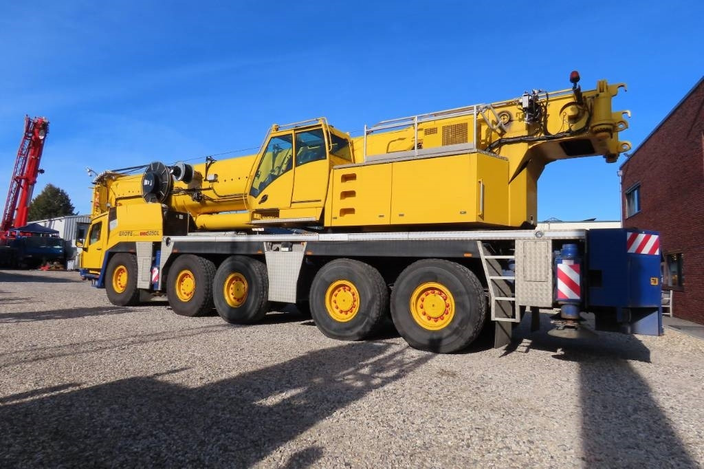 Grove GMK 5250 L  - Grúa todo terreno: foto 4 Grove GMK 5250 L  - Grúa todo terreno: foto 4