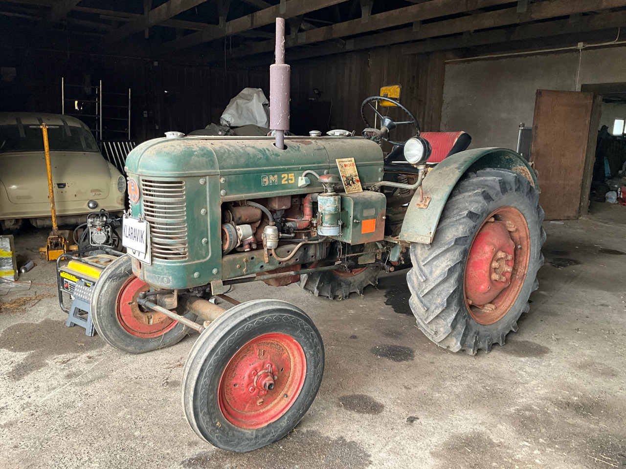 Bolinder-Munktell 25 - Tractor: foto 1 Bolinder-Munktell 25 - Tractor: foto 1
