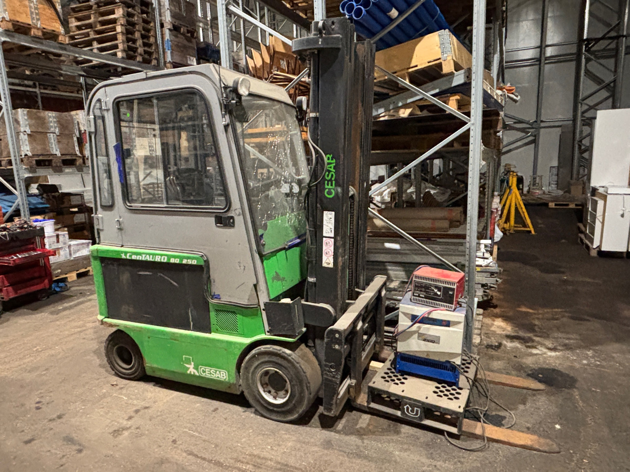 Cesab CenTauro 80 250 - Equipo de manutención: foto 1 Cesab CenTauro 80 250 - Equipo de manutención: foto 1