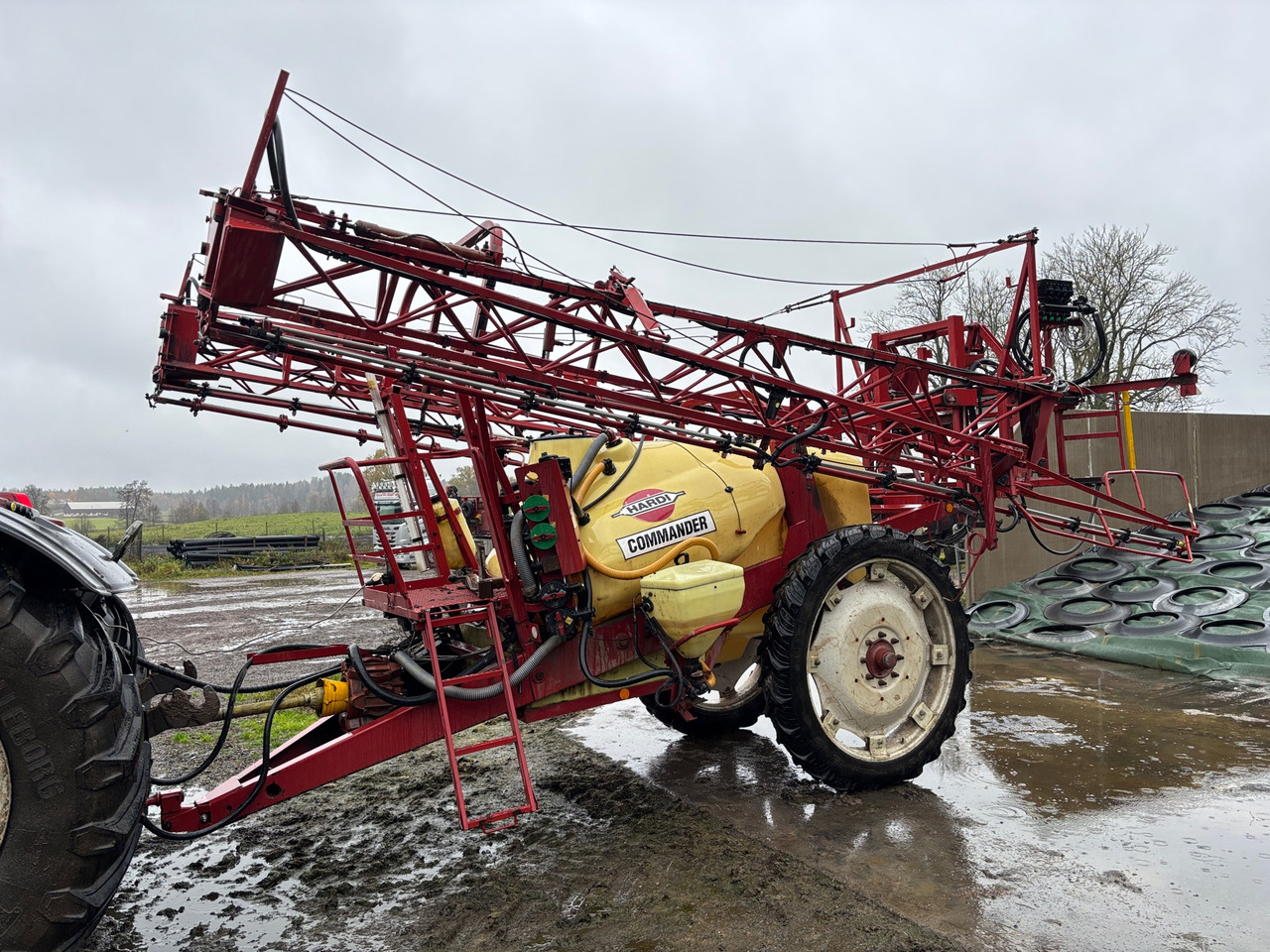 Hardi Commander Twin 24 m - Pulverizador: foto 1 Hardi Commander Twin 24 m - Pulverizador: foto 1