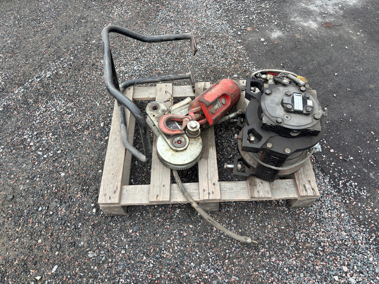 Hiab TC 1 - Equipo de construcción: foto 1 Hiab TC 1 - Equipo de construcción: foto 1