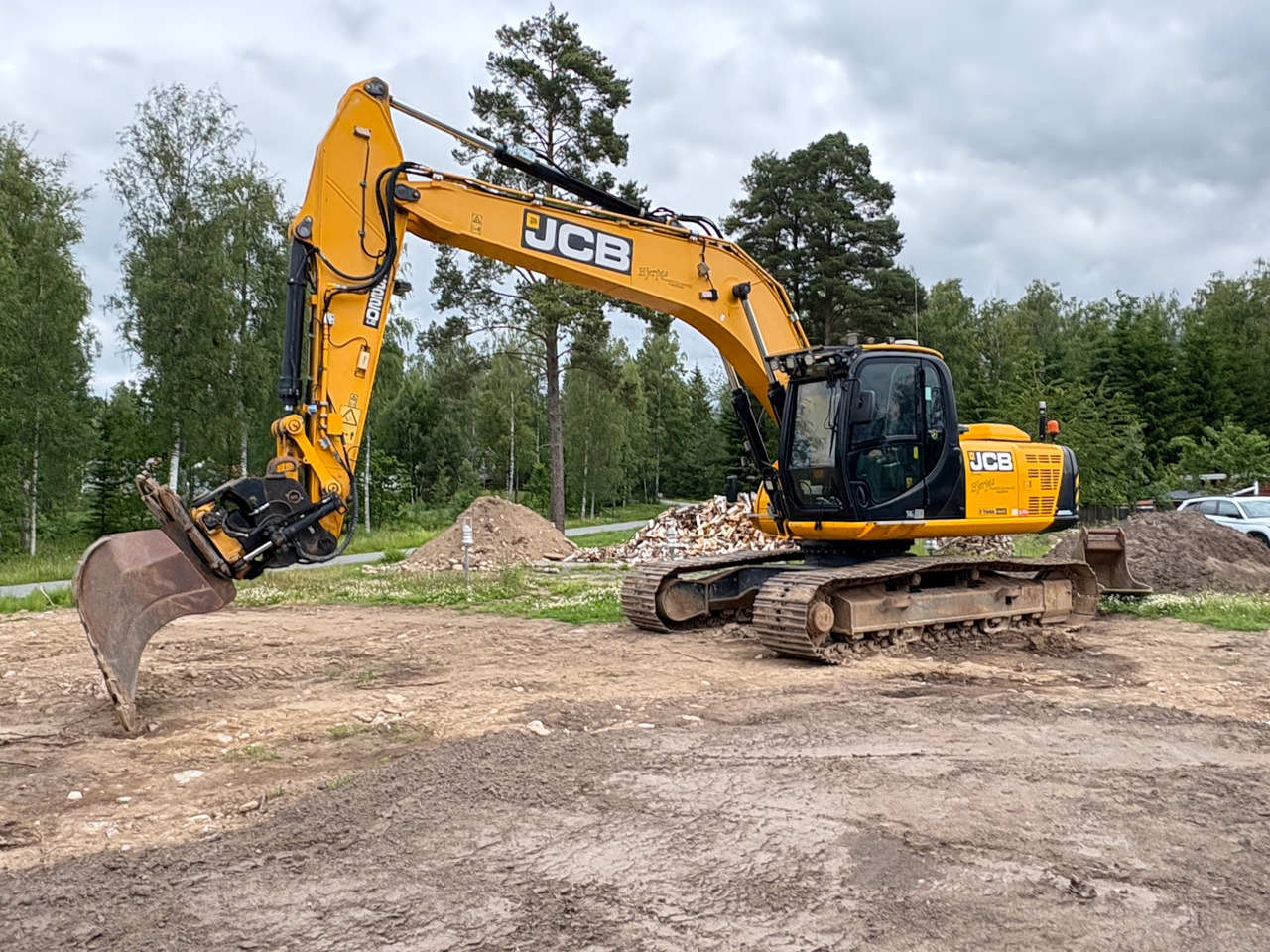 JCB JS220 LC - Excavadora: foto 1 JCB JS220 LC - Excavadora: foto 1