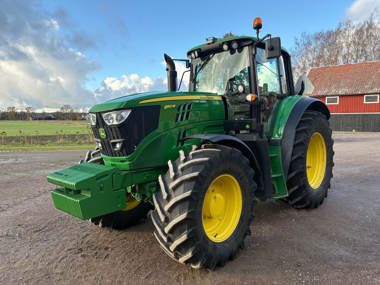 John Deere 6150M - Tractor: foto 1 John Deere 6150M - Tractor: foto 1