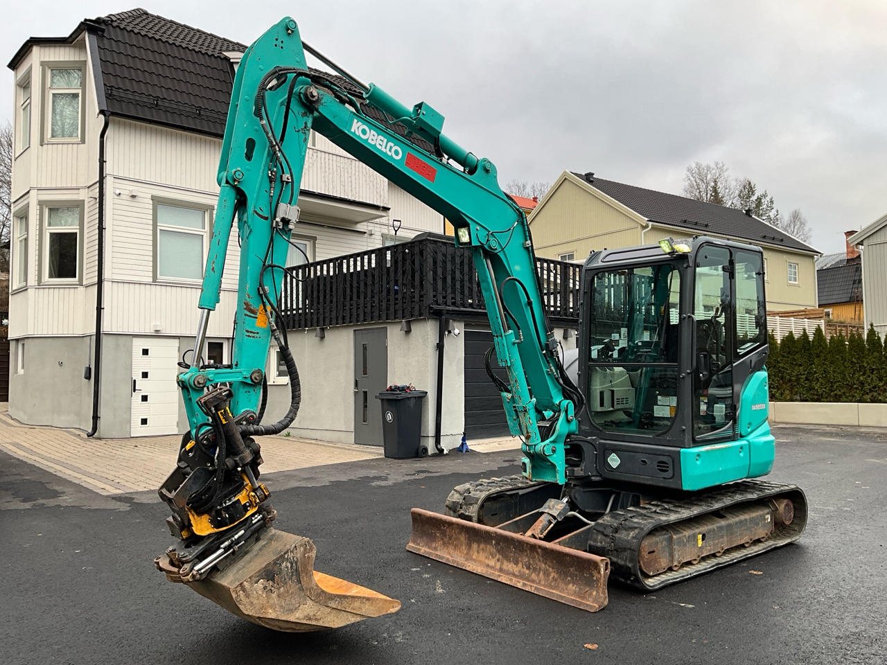 Kobelco SK55SRX-6 - Excavadora: foto 1 Kobelco SK55SRX-6 - Excavadora: foto 1