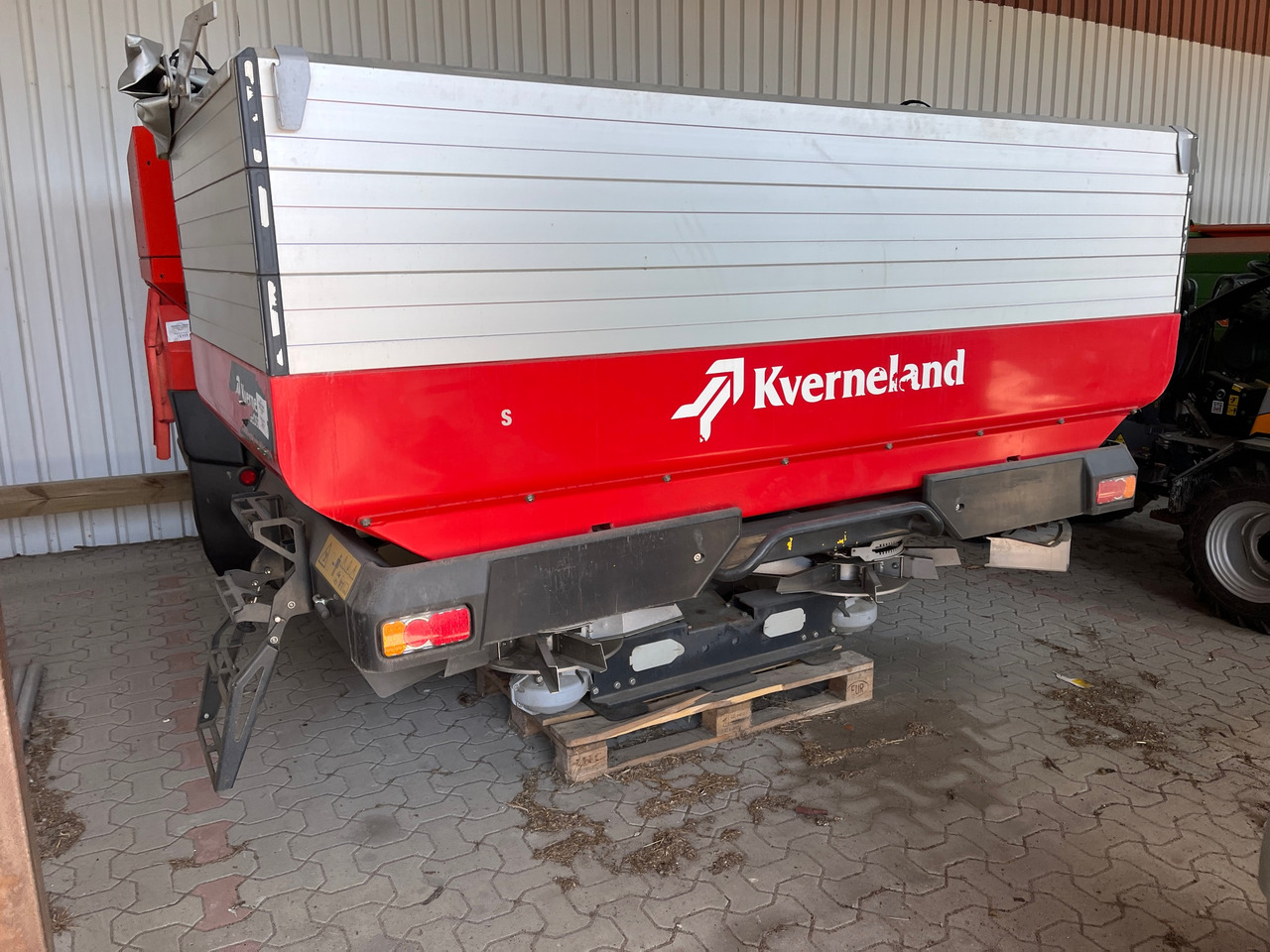 Kverneland Exacta-TLX Geo - Maquinaria para fertilización: foto 1 Kverneland Exacta-TLX Geo - Maquinaria para fertilización: foto 1