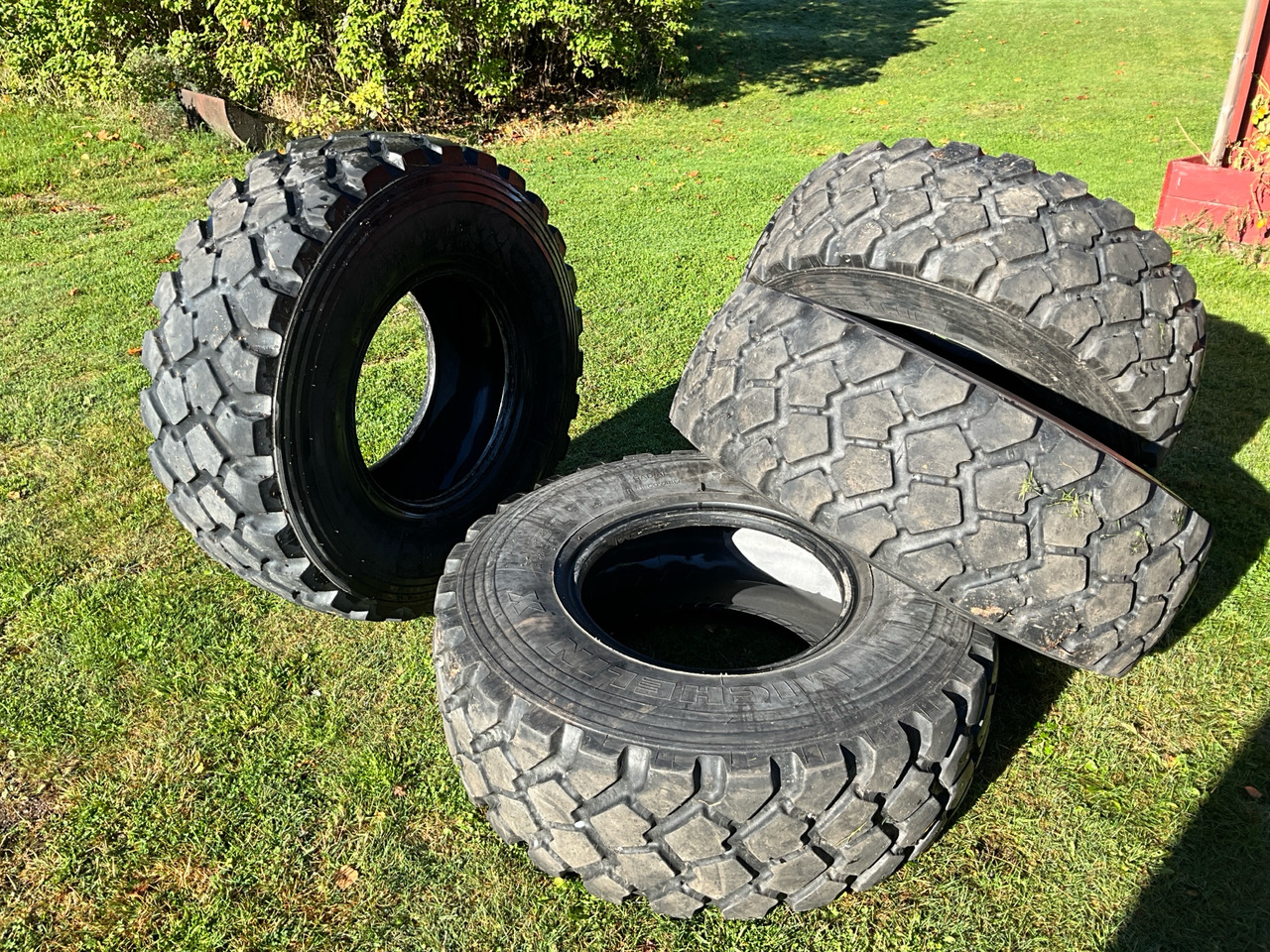 Michelin x 365/80R20 - Neumático para Maquinaria de construcción: foto 1 Michelin x 365/80R20 - Neumático para Maquinaria de construcción: foto 1