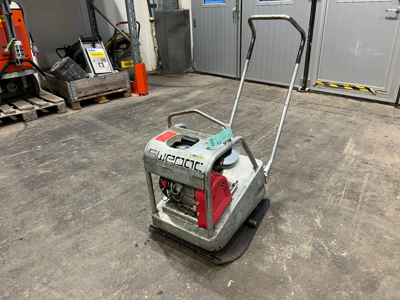 Swepac F 90A - Plancha reversible: foto 1 Swepac F 90A - Plancha reversible: foto 1