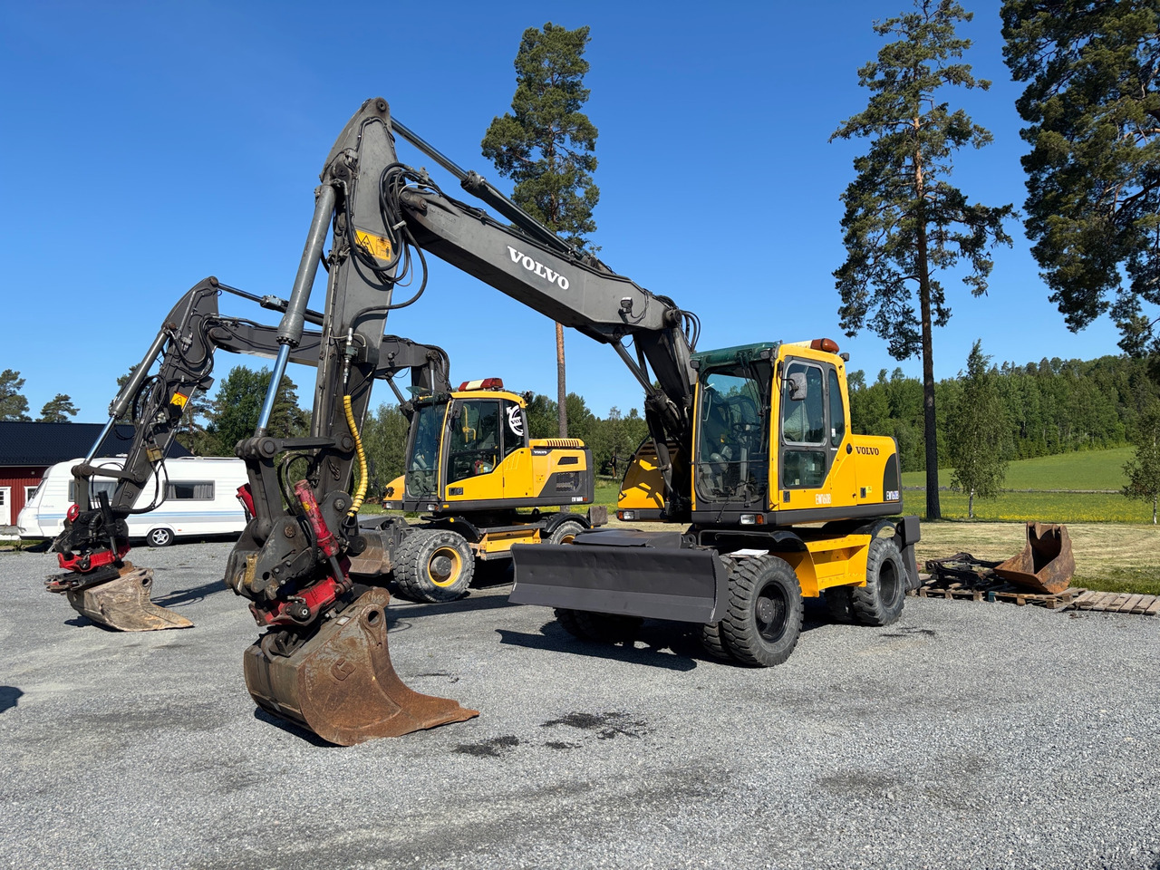 Volvo EW160B - Excavadora: foto 1 Volvo EW160B - Excavadora: foto 1
