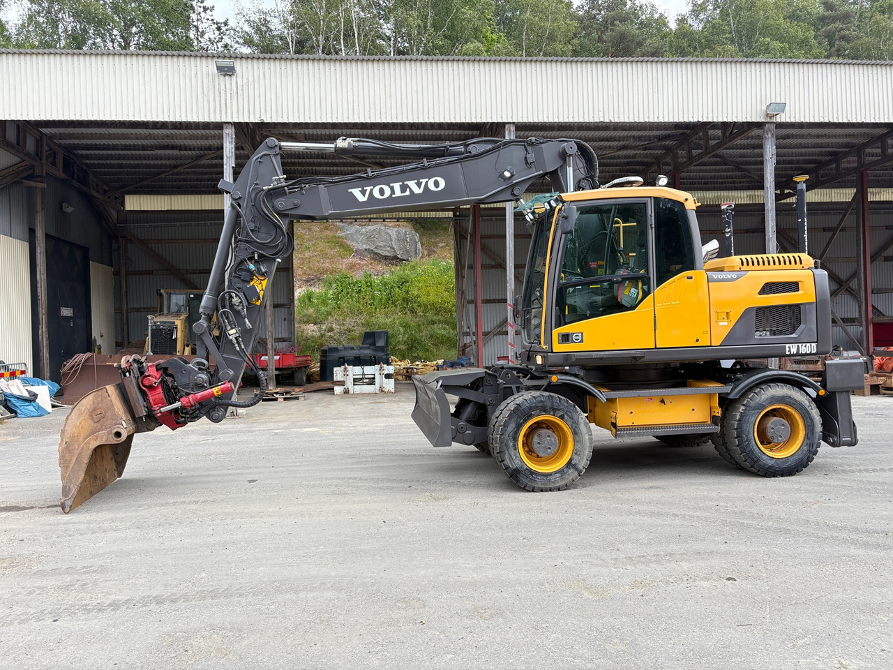 Volvo EW160D - Excavadora: foto 1 Volvo EW160D - Excavadora: foto 1