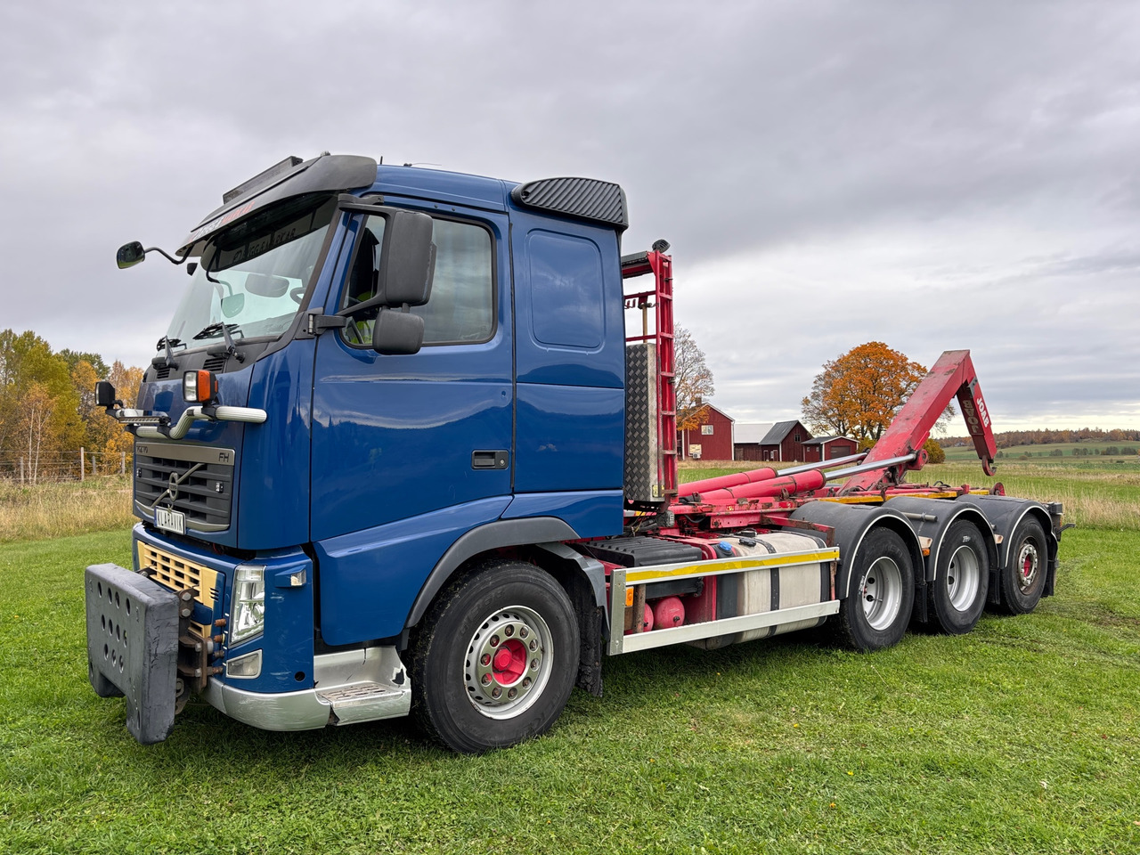 Volvo FH 12.8 - Camión multibasculante: foto 1 Volvo FH 12.8 - Camión multibasculante: foto 1
