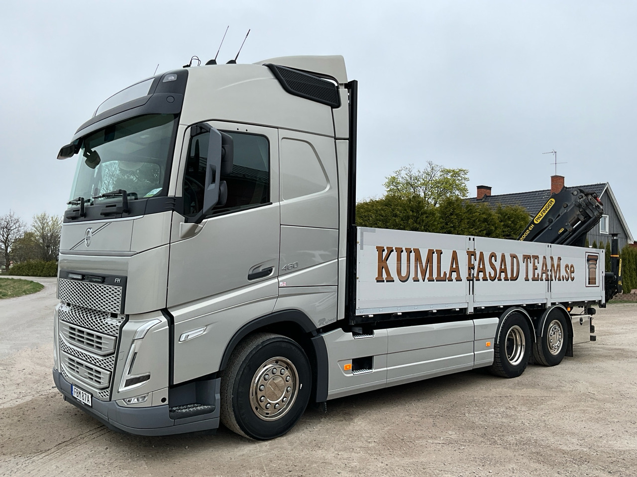 Volvo FH 6x2 - Camión grúa: foto 1 Volvo FH 6x2 - Camión grúa: foto 1