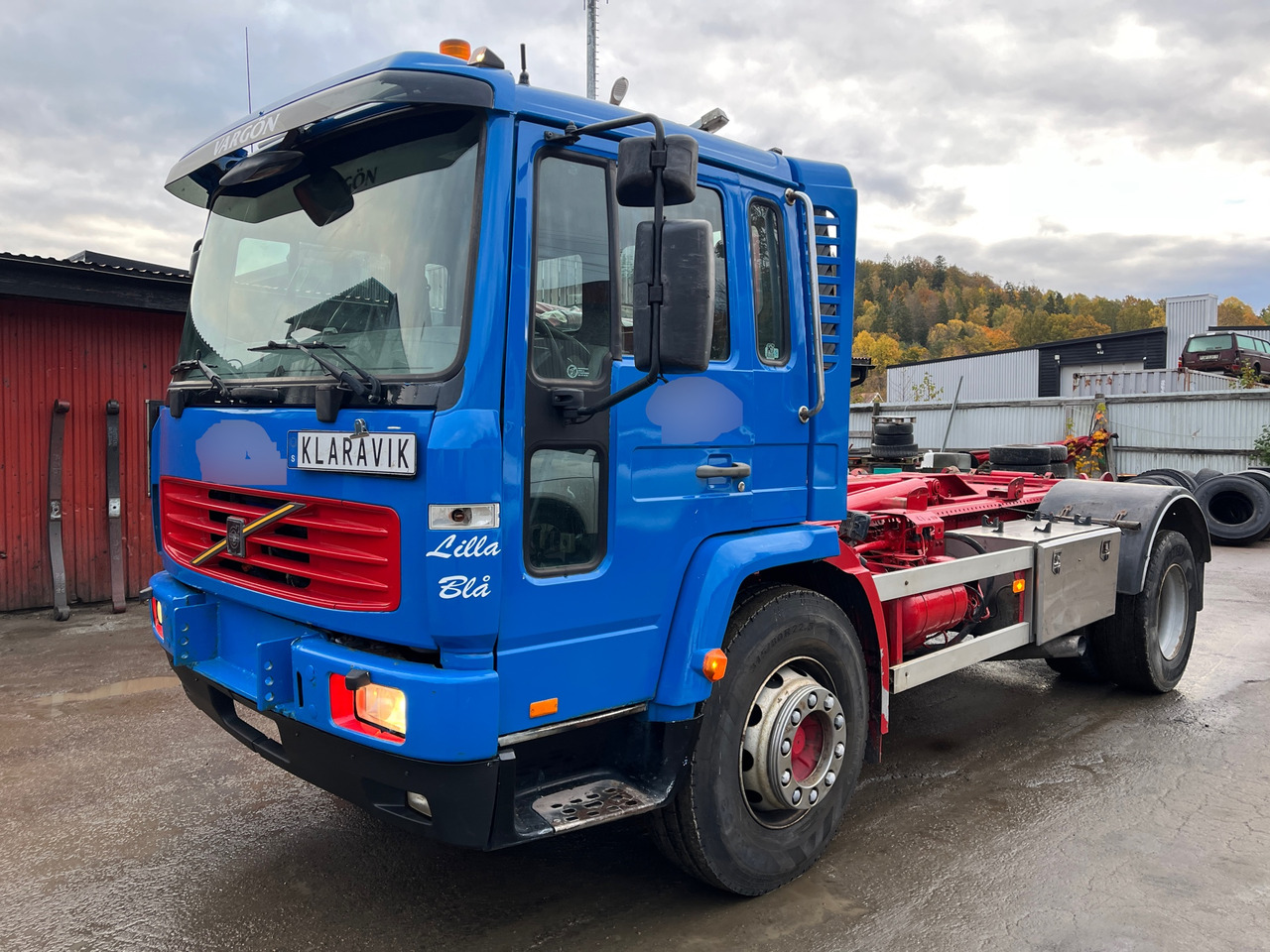 Volvo FL618E 4X2 - Camión multibasculante: foto 1 Volvo FL618E 4X2 - Camión multibasculante: foto 1