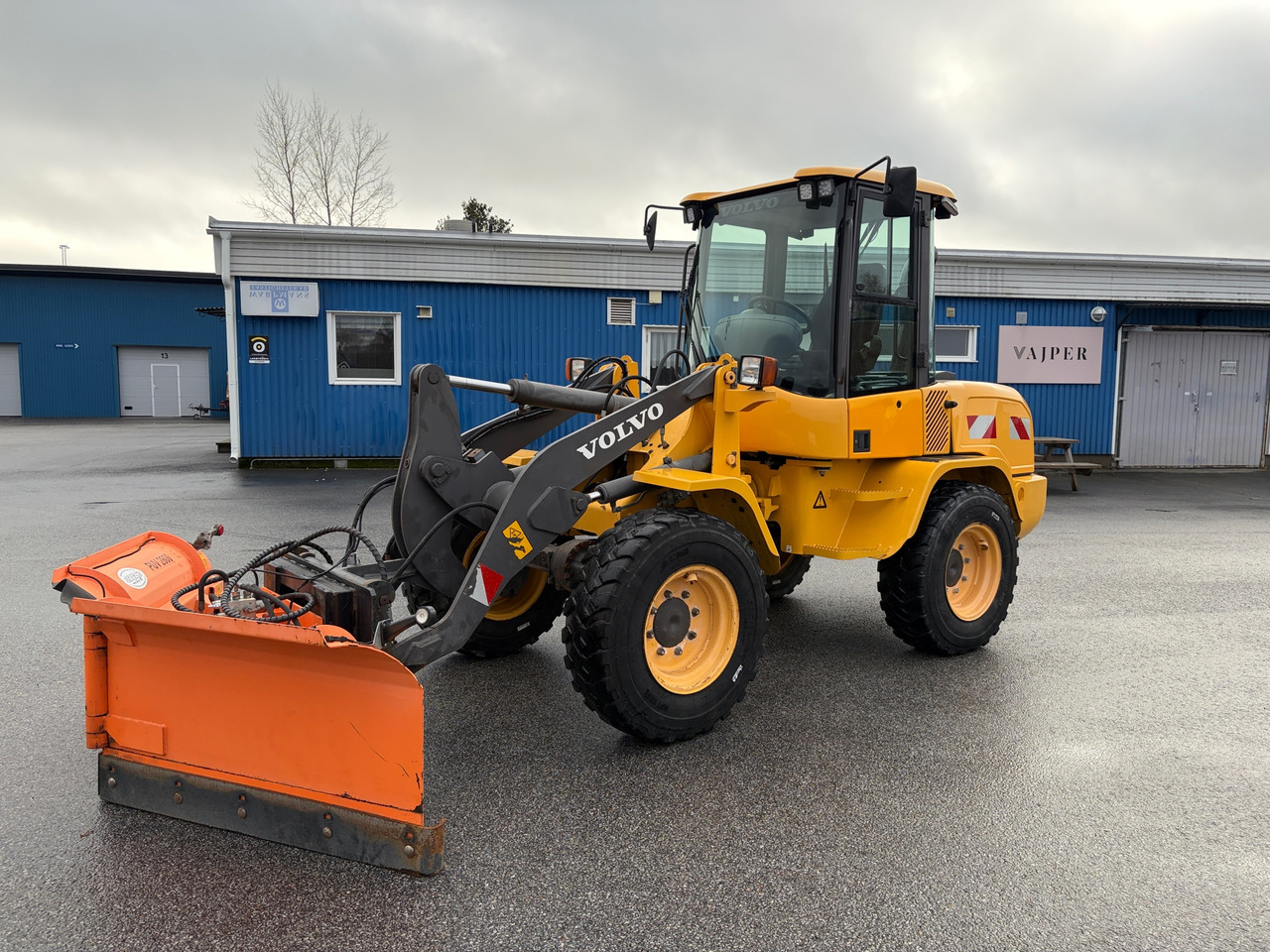 Volvo L30G - Cargadora de ruedas: foto 1 Volvo L30G - Cargadora de ruedas: foto 1