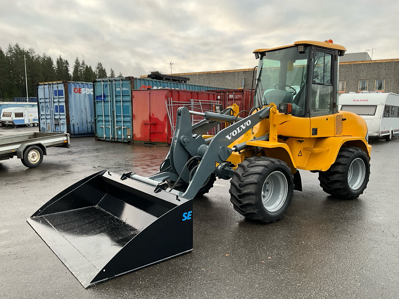 Volvo L35B-7 - Cargadora de ruedas: foto 1 Volvo L35B-7 - Cargadora de ruedas: foto 1