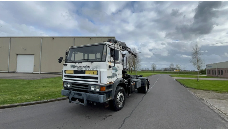 DAF 1900 FA 1900 4x4 - Camión volquete: foto 2 DAF 1900 FA 1900 4x4 - Camión volquete: foto 2