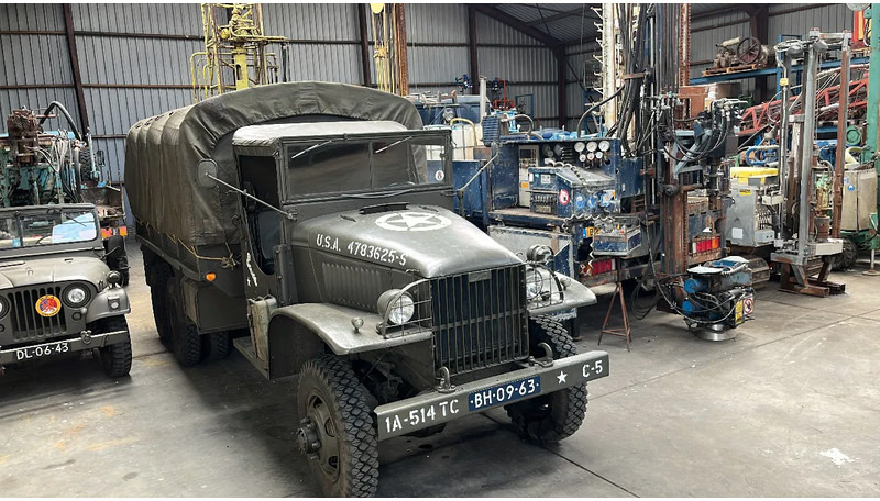 GMC CCKW 353 CCKW 353 Banjo axle GMC CCKW 353 Banjo axle - Camión caja cerrada: foto 1 GMC CCKW 353 CCKW 353 Banjo axle GMC CCKW 353 Banjo axle - Camión caja cerrada: foto 1
