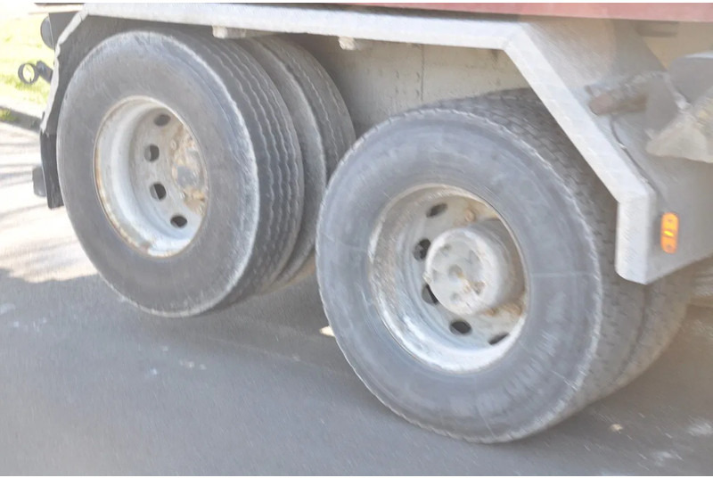 Scania R164-480 V8 164G - Camión volquete: foto 3 Scania R164-480 V8 164G - Camión volquete: foto 3