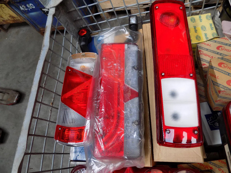 Leasing de verlichting voor truck en trailer HELLA VERLICHTING truck en trailer verlichting voor truck en trailer HELLA VERLICHTING truck en trailer: foto 7