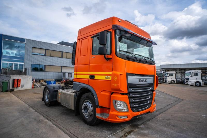 DAF XF 460 + KIPHYDR. - Cabeza tractora: foto 2 DAF XF 460 + KIPHYDR. - Cabeza tractora: foto 2