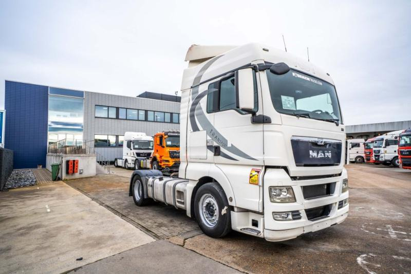 MAN TGX 18.440 LLS - Cabeza tractora: foto 2 MAN TGX 18.440 LLS - Cabeza tractora: foto 2
