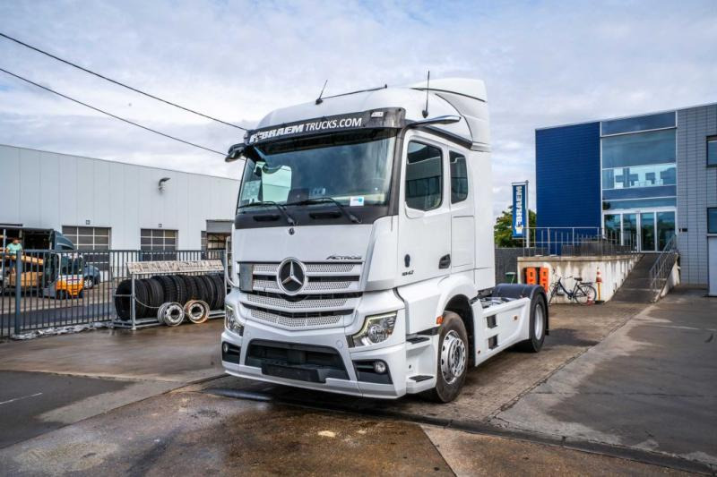 Mercedes ACTROS 1842 LS - Cabeza tractora: foto 1 Mercedes ACTROS 1842 LS - Cabeza tractora: foto 1