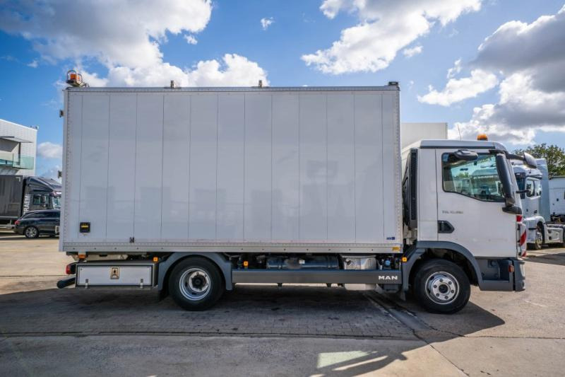 MAN TGL 10.190 BL - CARVAL INBOUW - Camión caja cerrada: foto 3 MAN TGL 10.190 BL - CARVAL INBOUW - Camión caja cerrada: foto 3