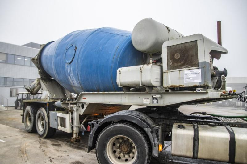 Mol BETON MIXER/MALAXEUR/MISCHER 12M3+MOTOR/MOTEUR - Semirremolque hormigonera: foto 4 Mol BETON MIXER/MALAXEUR/MISCHER 12M3+MOTOR/MOTEUR - Semirremolque hormigonera: foto 4