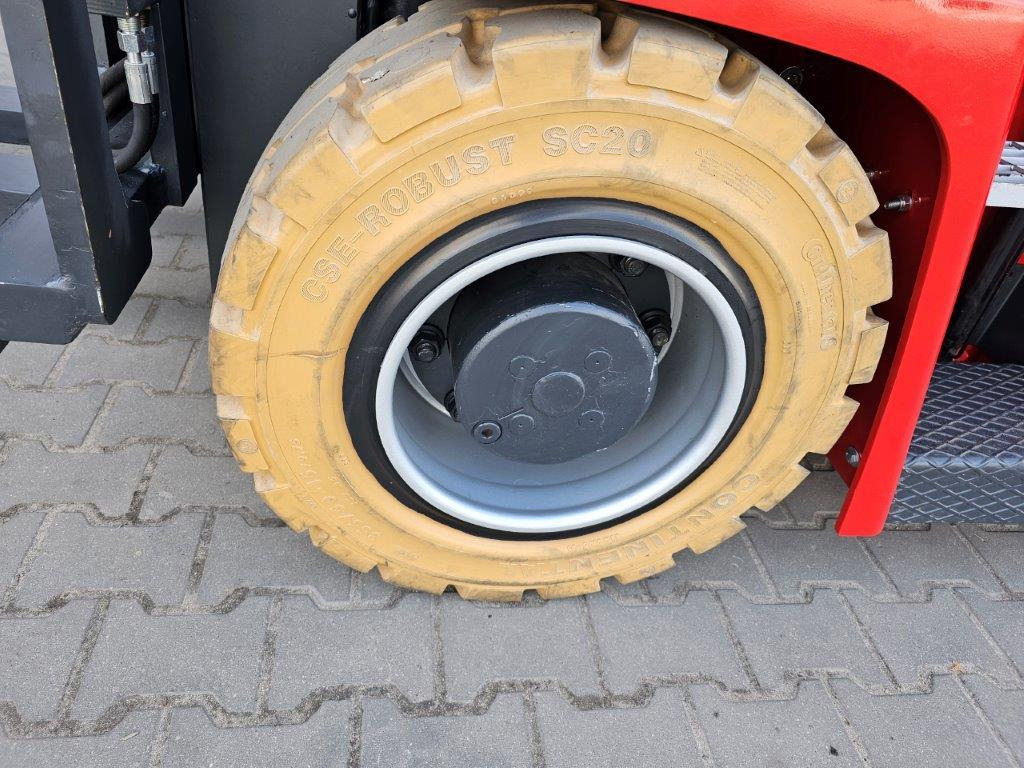 Carretilla elevadora eléctrica Kalmar ECF70-6C Kompaktstapler: foto 9 Carretilla elevadora eléctrica Kalmar ECF70-6C Kompaktstapler: foto 9