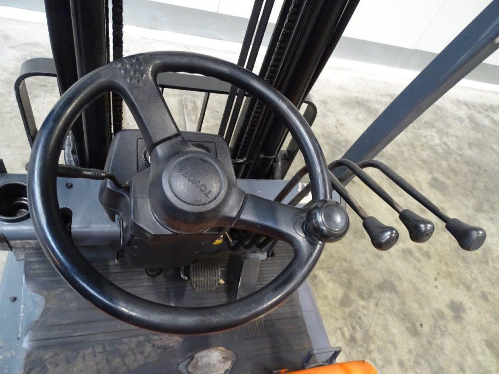 Toyota FBESF12 - Carretilla elevadora eléctrica: foto 4 Toyota FBESF12 - Carretilla elevadora eléctrica: foto 4