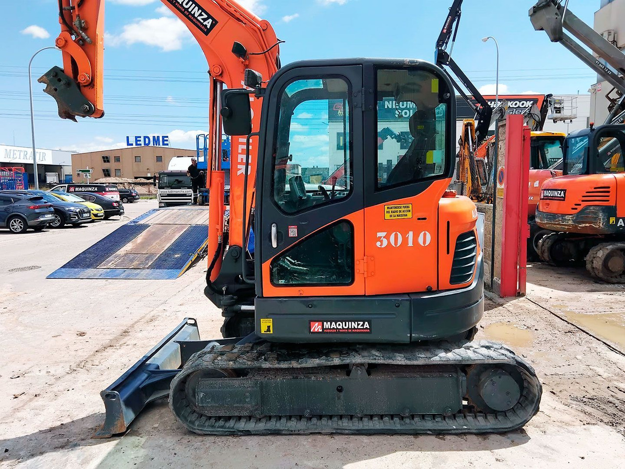 DOOSAN DX60R - Miniexcavadora: foto 1 DOOSAN DX60R - Miniexcavadora: foto 1