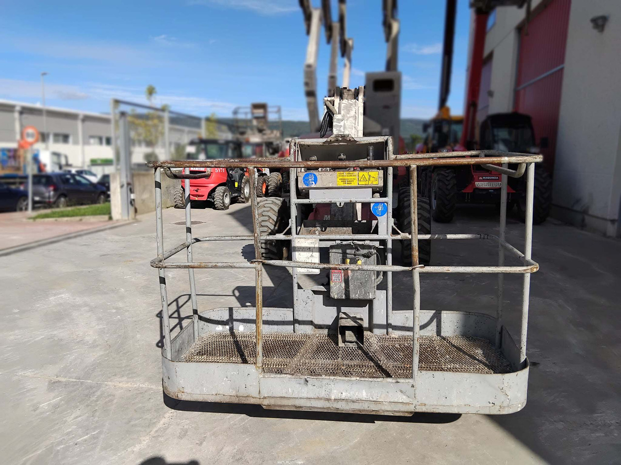 Leasing de  MANITOU 160ATJ EJE OSCILANTE MANITOU 160ATJ EJE OSCILANTE: foto 8