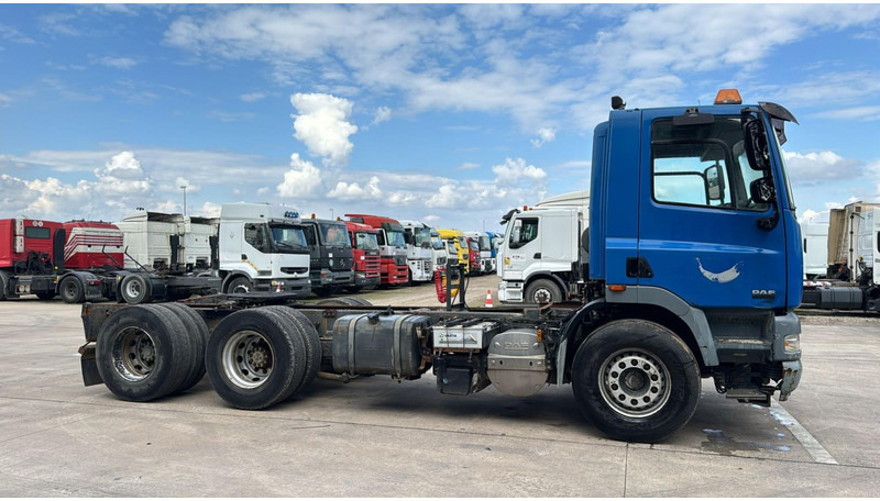 DAF CF 85.410 (BELGIAN TRUCK / HOOK / 10 TYRES) - Cabeza tractora: foto 4 DAF CF 85.410 (BELGIAN TRUCK / HOOK / 10 TYRES) - Cabeza tractora: foto 4