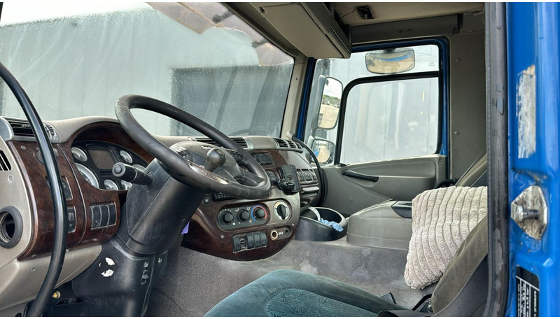 Cabeza tractora DAF CF 85.410 (BELGIAN TRUCK / HOOK / 10 TYRES): foto 11 Cabeza tractora DAF CF 85.410 (BELGIAN TRUCK / HOOK / 10 TYRES): foto 11