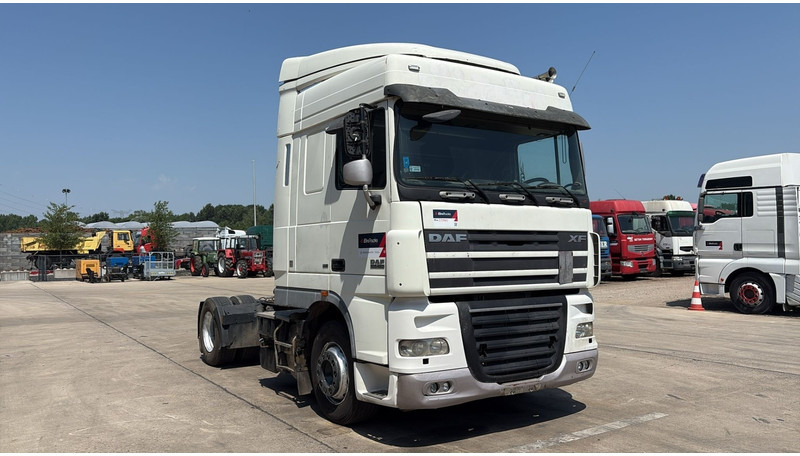 DAF XF 105.460 (GOOD CONDITION / AIRCO / AC / BONNE ETAT) - Cabeza tractora: foto 3 DAF XF 105.460 (GOOD CONDITION / AIRCO / AC / BONNE ETAT) - Cabeza tractora: foto 3