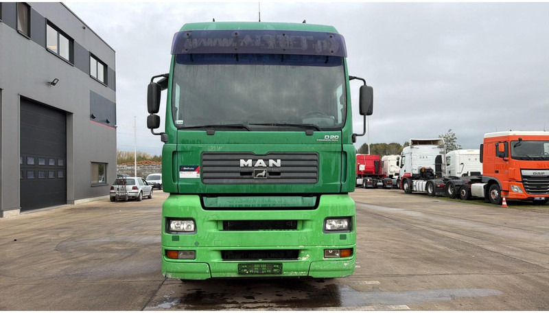 MAN TGA 18.430 (BOITE MANUELLE / MANUAL GEARBOX) - Cabeza tractora: foto 2 MAN TGA 18.430 (BOITE MANUELLE / MANUAL GEARBOX) - Cabeza tractora: foto 2
