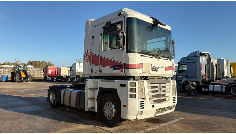 Renault MAGNUM 460 (BONNE ETAT / GOOD CONDITION) - Cabeza tractora: foto 3 Renault MAGNUM 460 (BONNE ETAT / GOOD CONDITION) - Cabeza tractora: foto 3
