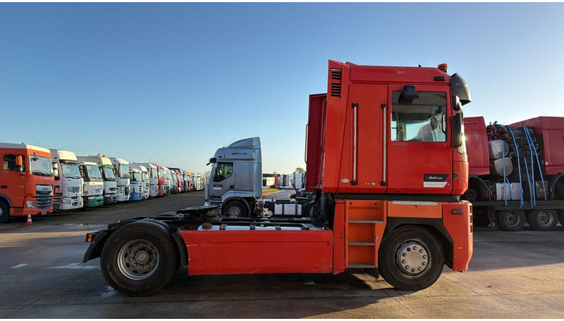 Renault Magnum 440 (PTO / POMPE HYDRAULIQUE / BONNE ETAT) - Cabeza tractora: foto 3 Renault Magnum 440 (PTO / POMPE HYDRAULIQUE / BONNE ETAT) - Cabeza tractora: foto 3