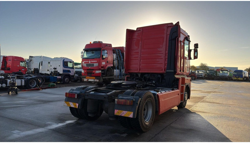 Renault Magnum 440 (PTO / POMPE HYDRAULIQUE / BONNE ETAT) - Cabeza tractora: foto 4 Renault Magnum 440 (PTO / POMPE HYDRAULIQUE / BONNE ETAT) - Cabeza tractora: foto 4