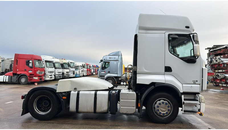 Renault Premium 450 (BOITE MANUELLE / MANUAL GEARBOX) - Cabeza tractora: foto 4 Renault Premium 450 (BOITE MANUELLE / MANUAL GEARBOX) - Cabeza tractora: foto 4
