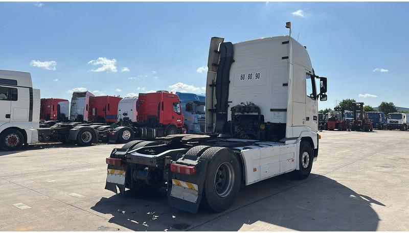 Volvo FH 460 (MANUAL GEARBOX / BOITE MANUELLE) - Cabeza tractora: foto 5 Volvo FH 460 (MANUAL GEARBOX / BOITE MANUELLE) - Cabeza tractora: foto 5