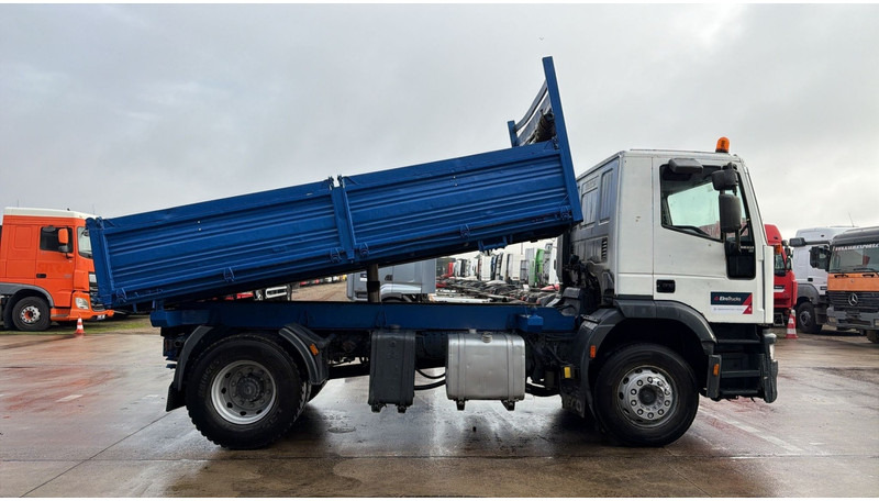 Iveco Eurotech 190 E 34 (POMPE MANUELLE / BOITE MANUELLE / MANUAL PUMP / FULL STEEL SUSP. / LAMES) - Camión volquete: foto 3 Iveco Eurotech 190 E 34 (POMPE MANUELLE / BOITE MANUELLE / MANUAL PUMP / FULL STEEL SUSP. / LAMES) - Camión volquete: foto 3