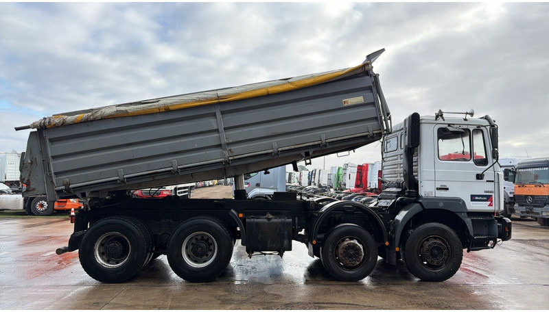 MAN 41.414 (BIG AXLES / 41 TONS / GRAND PONT / LAMES / 6 CYLINDER) - Camión volquete: foto 5 MAN 41.414 (BIG AXLES / 41 TONS / GRAND PONT / LAMES / 6 CYLINDER) - Camión volquete: foto 5