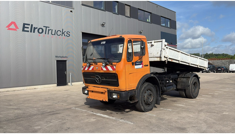 Mercedes-Benz SK 1628 (V8 / LAMES / GRAND PONT / POMPE MANUELLE) - Camión volquete: foto 1 Mercedes-Benz SK 1628 (V8 / LAMES / GRAND PONT / POMPE MANUELLE) - Camión volquete: foto 1