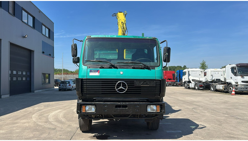 Mercedes-Benz SK 1722 (4X4 / LAMES / GRAND PONT / GRUE / TRES PROPRE / BIG HUB / STEEL SUSP. / V6) - Camión volquete, Camión grúa: foto 2 Mercedes-Benz SK 1722 (4X4 / LAMES / GRAND PONT / GRUE / TRES PROPRE / BIG HUB / STEEL SUSP. / V6) - Camión volquete, Camión grúa: foto 2