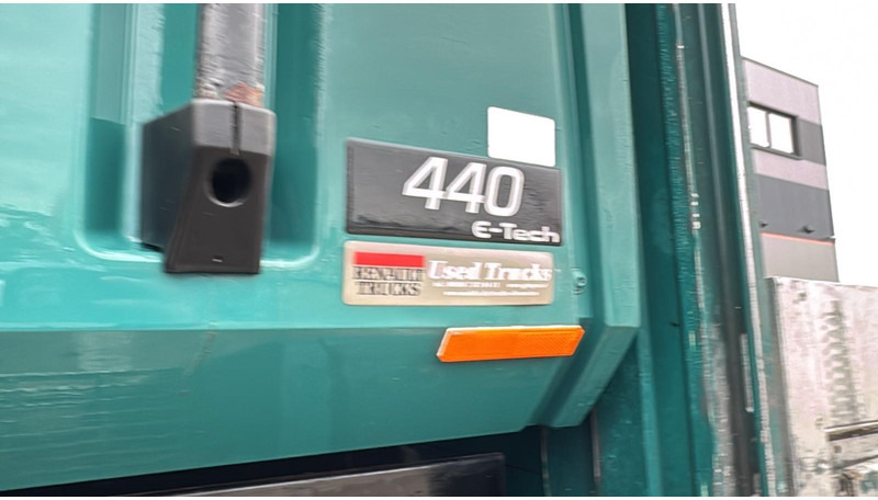 Leasing de Renault AE 440 Magnum E-tech (BOITE MANUELLE / MANUAL GEARBOX / 6X2) Renault AE 440 Magnum E-tech (BOITE MANUELLE / MANUAL GEARBOX / 6X2): foto 11